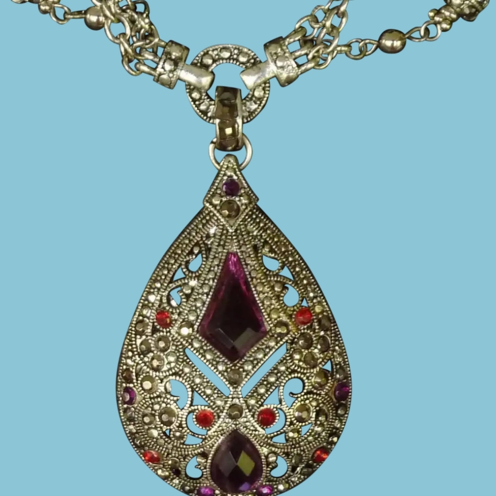 Silver Tone Faux Amethyst Tear Drop Pendant Necklace with earrings